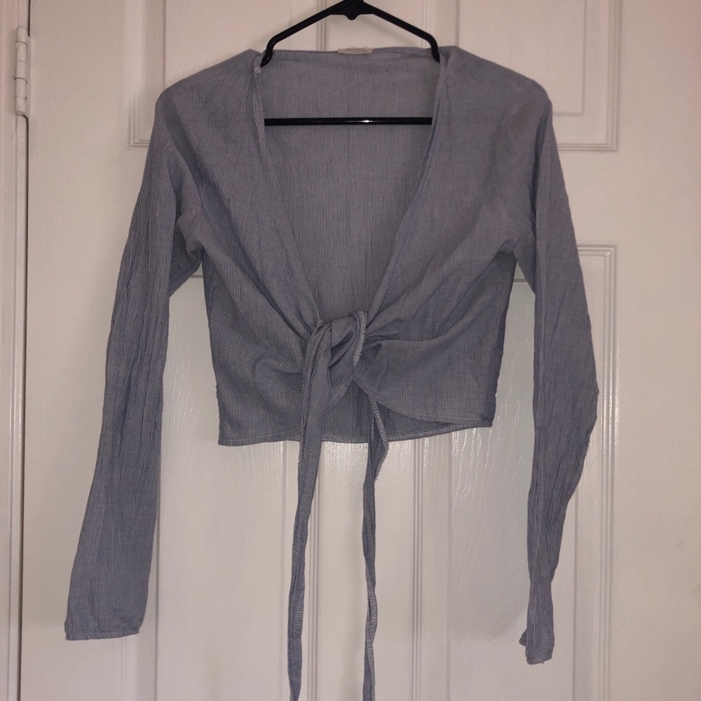 Brandy Melville j galt wrap top